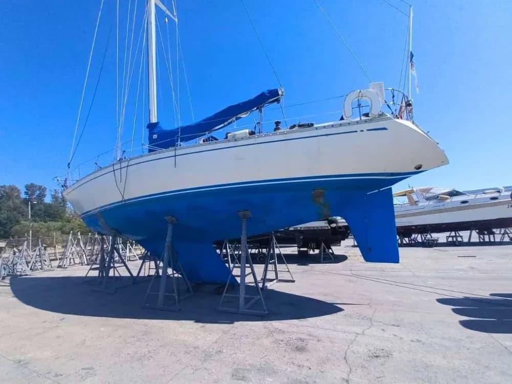 SWAN 47