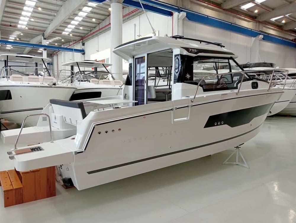 JEANNEAU MERRY FISHER 795 SÉRIE 2