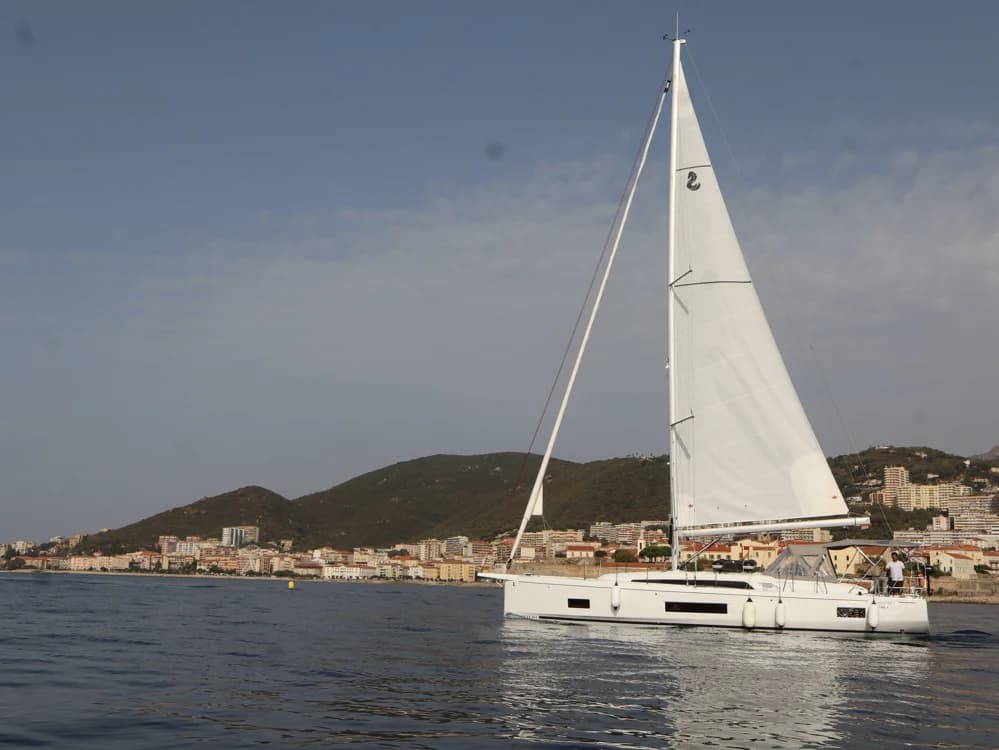 BENETEAU OCEANIS 46.1