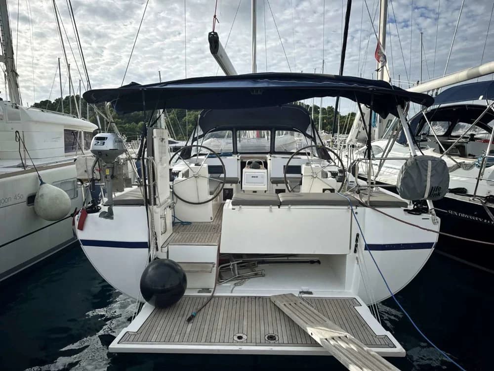 BAVARIA C45 STYLE