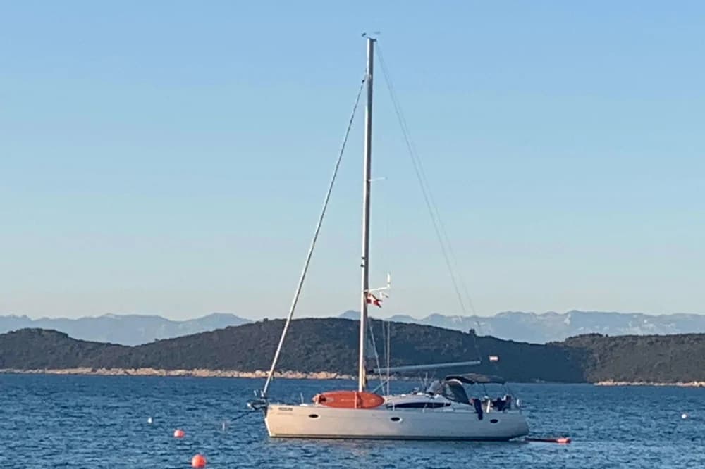 ELAN 40 IMPRESSION