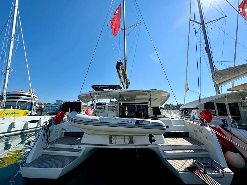 LAGOON 42