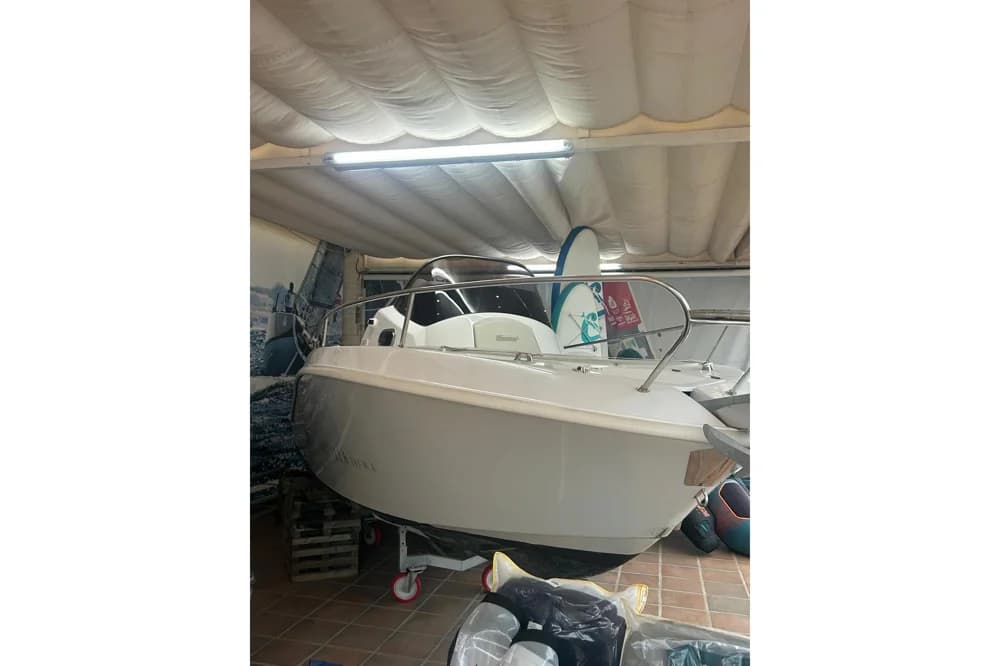 Centromarine ANTILLAS 585 WA