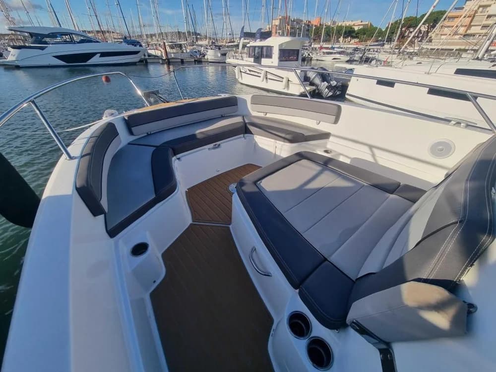 Jeanneau Cap Camarat 9.0 CC