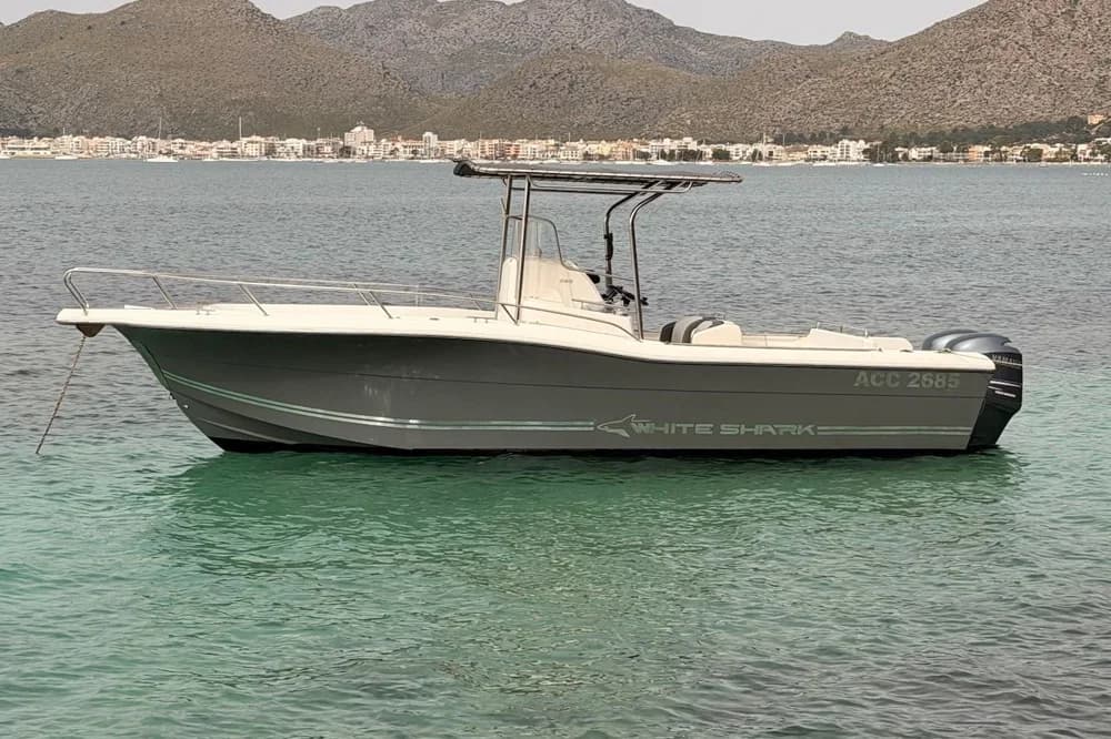 White Shark 265