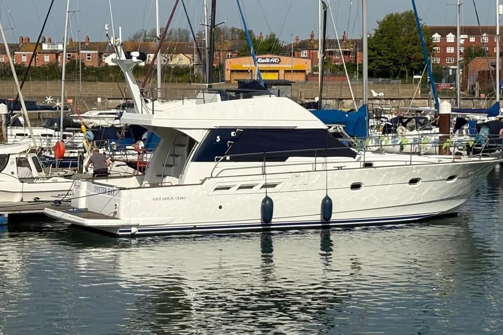 Beneteau Antares 13.80