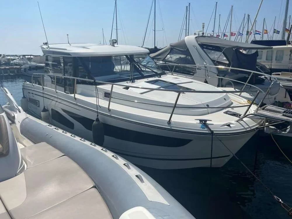 JEANNEAU MERRY FISHER 1095