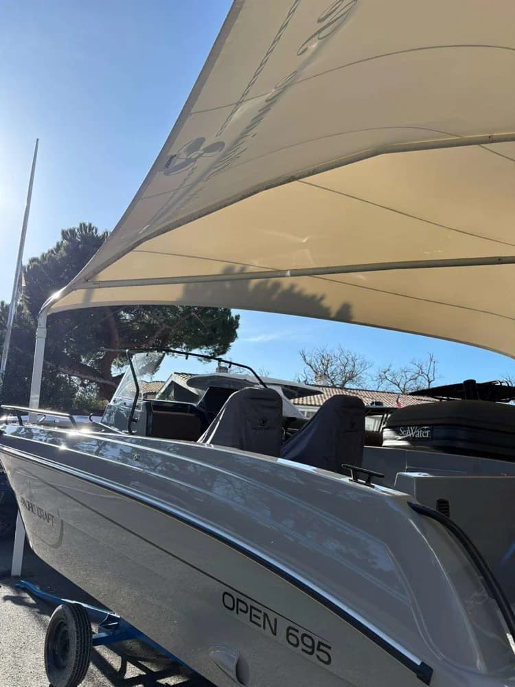 PACIFIC CRAFT 695