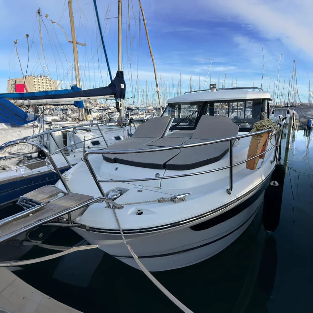2021 Jeanneau Merry Fisher 1095