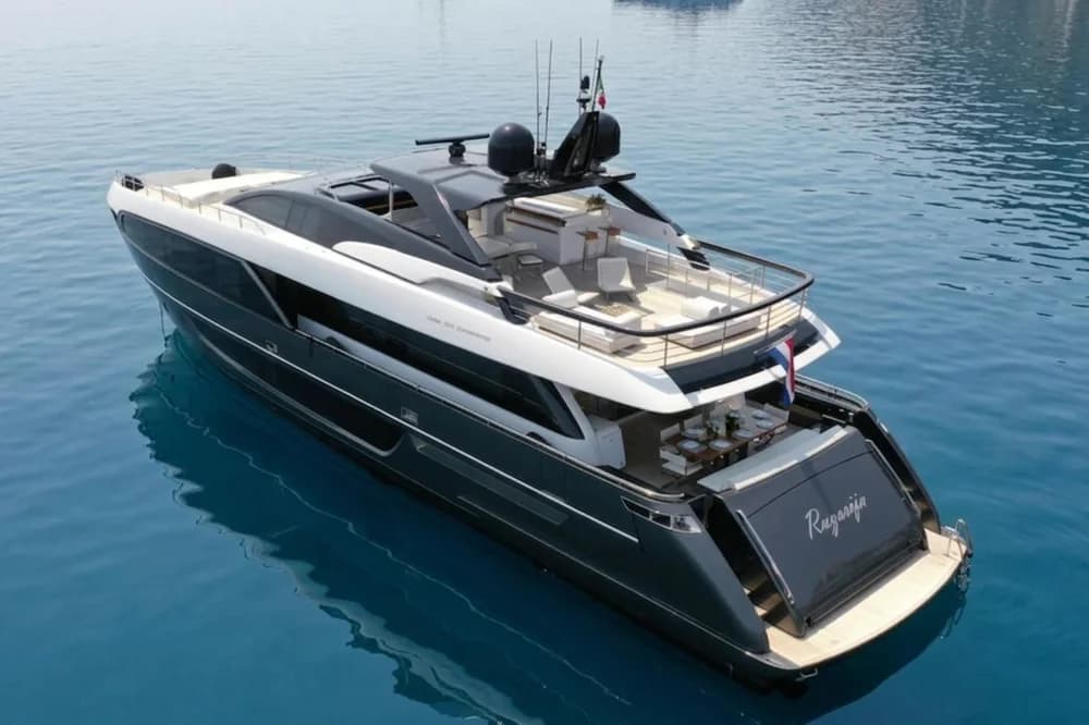 2020 Riva 100' Corsaro