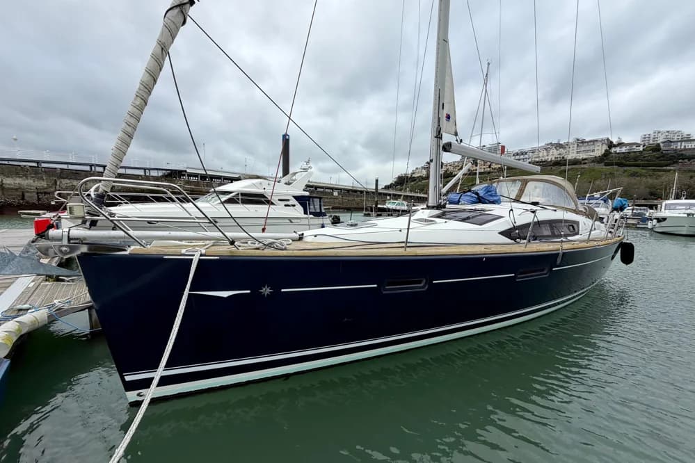2011 Jeanneau Sun Odyssey 42 DS