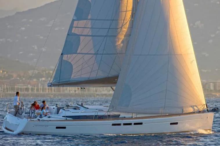 2019 Jeanneau Sun Odyssey 519