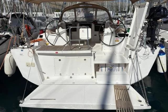 2017 Dufour 460