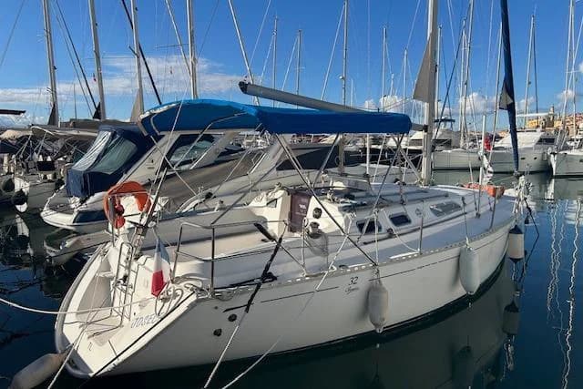 1998 Dufour 32 Classic