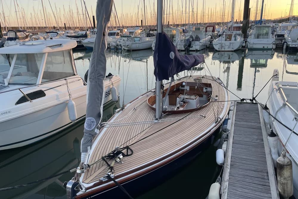 1999 Latitude 46 Tofinou 7