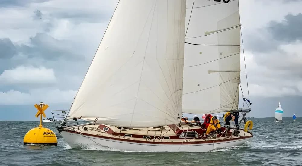 1962 Camper & Nicholson 36 Boat for Sale in Hampshire