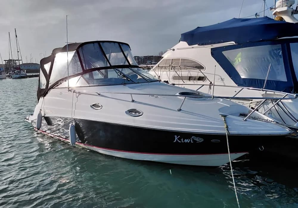 2007 Regal Commodore 2665 Boat for Sale in Southsea