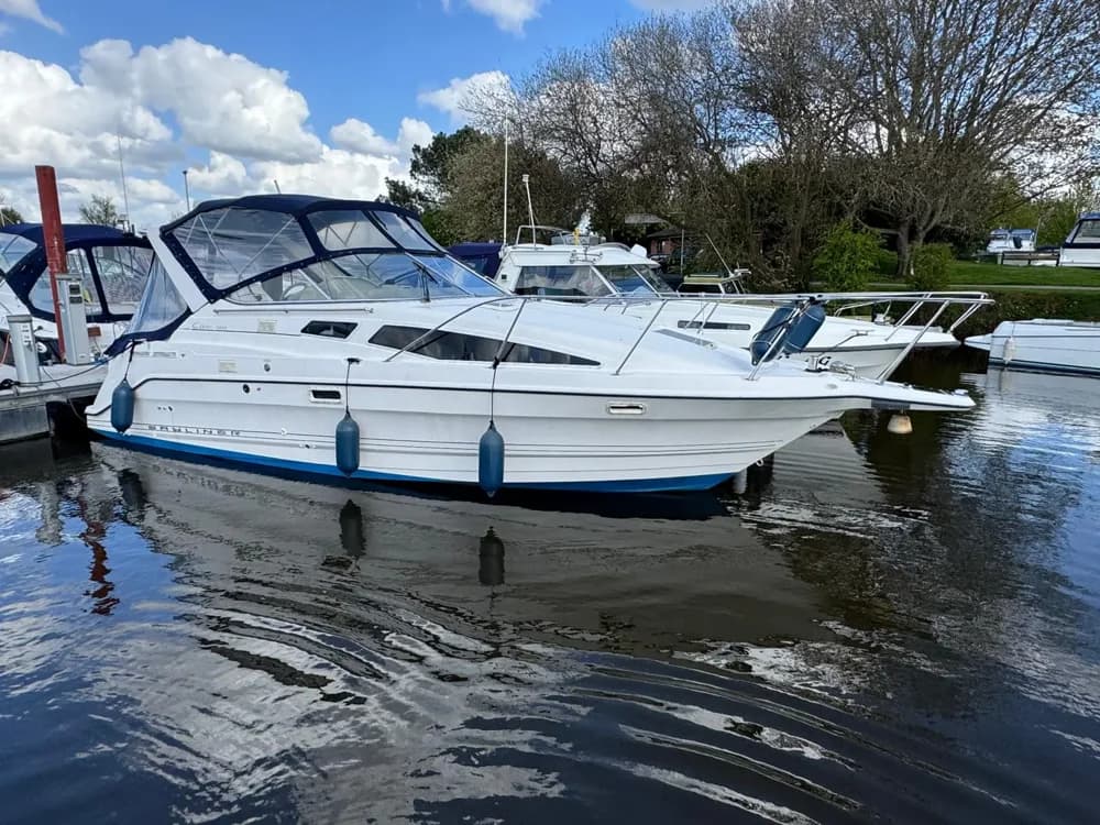 1997 Bayliner 2855 Ciera Boat for Sale in Farndon