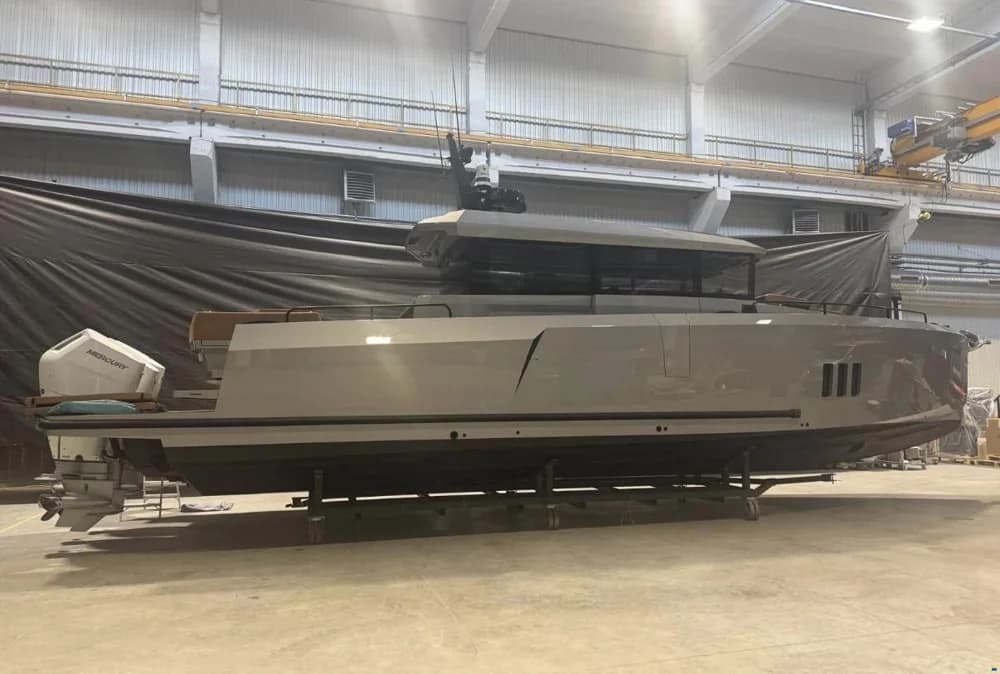 XO Boats EXPLR 44