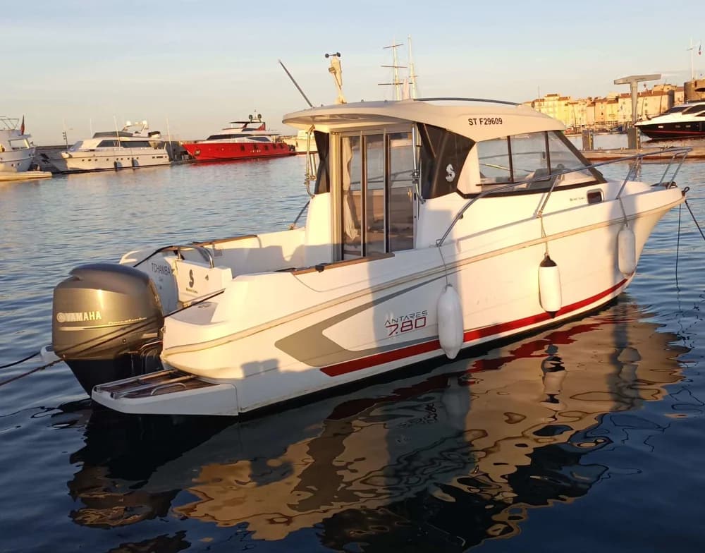 BENETEAU ANTARES 780