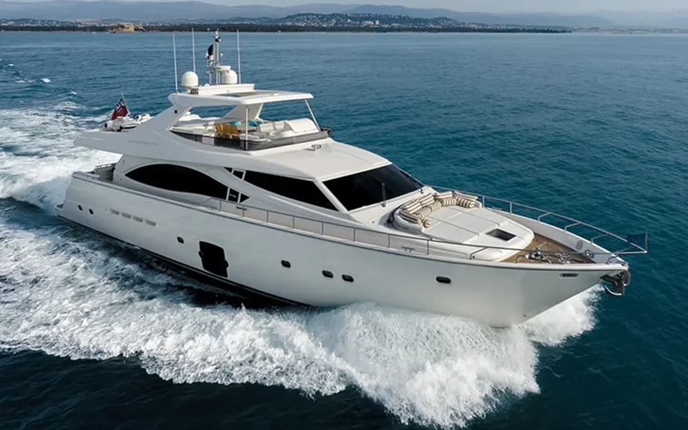 2007 Ferretti Yachts 830 Boat for Sale in Cannes