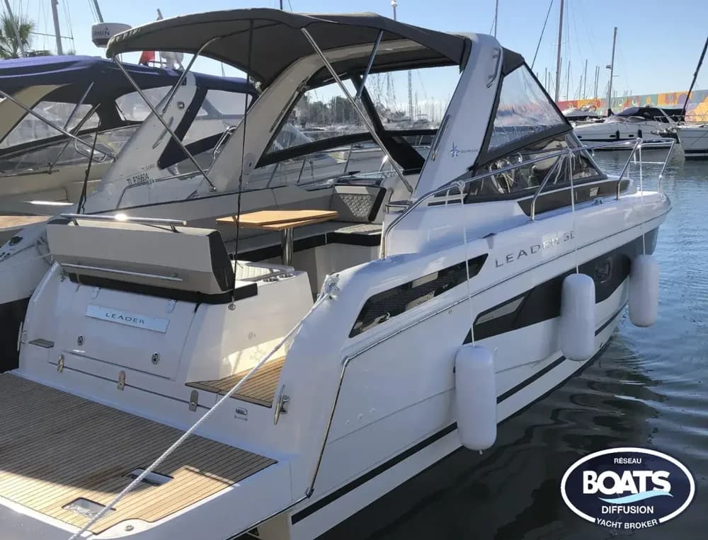 JEANNEAU LEADER 30