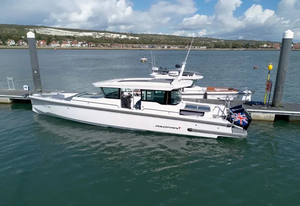 2022 Axopar 37 XC Cross Cabin Boat for Sale in Portsmouth