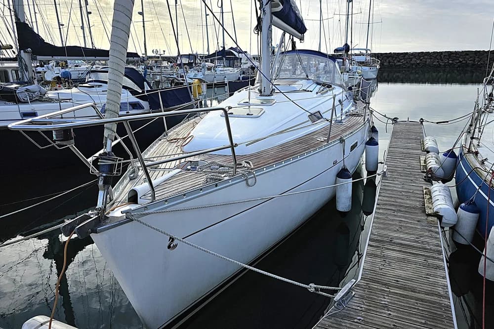 2001 Beneteau Oceanis Clipper 331 | 34.0 ft