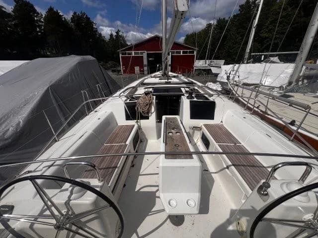 2019 Dufour 460 | 46ft