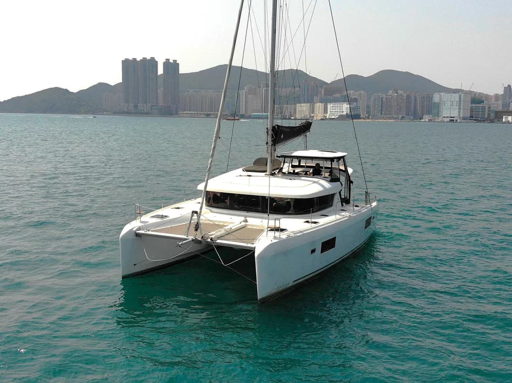 2022 Lagoon 42 | 42.0 ft