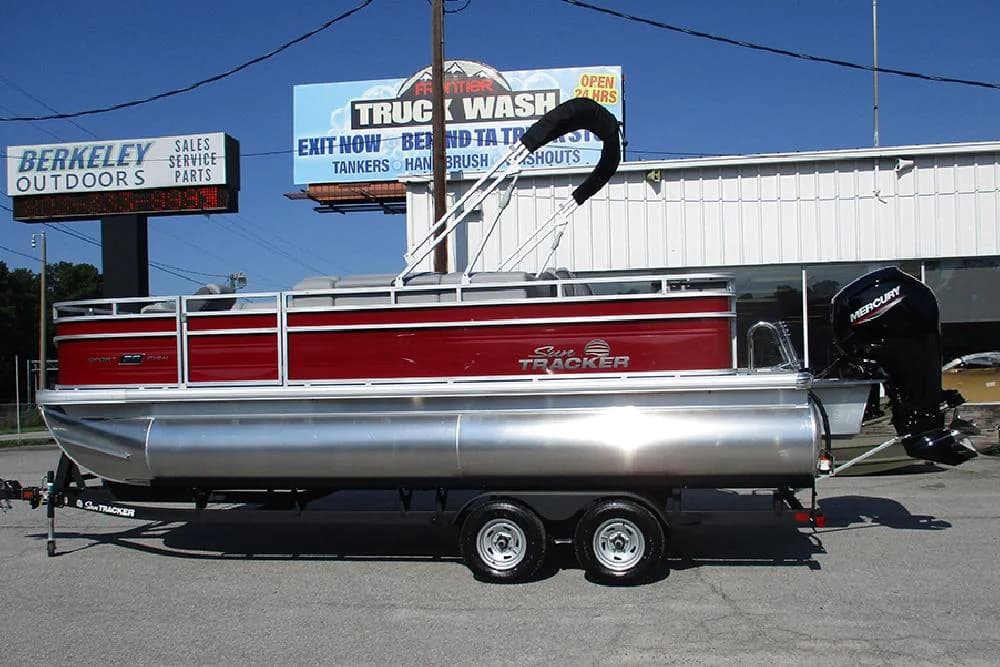 2026 Sun Tracker SportFish 20 DLX