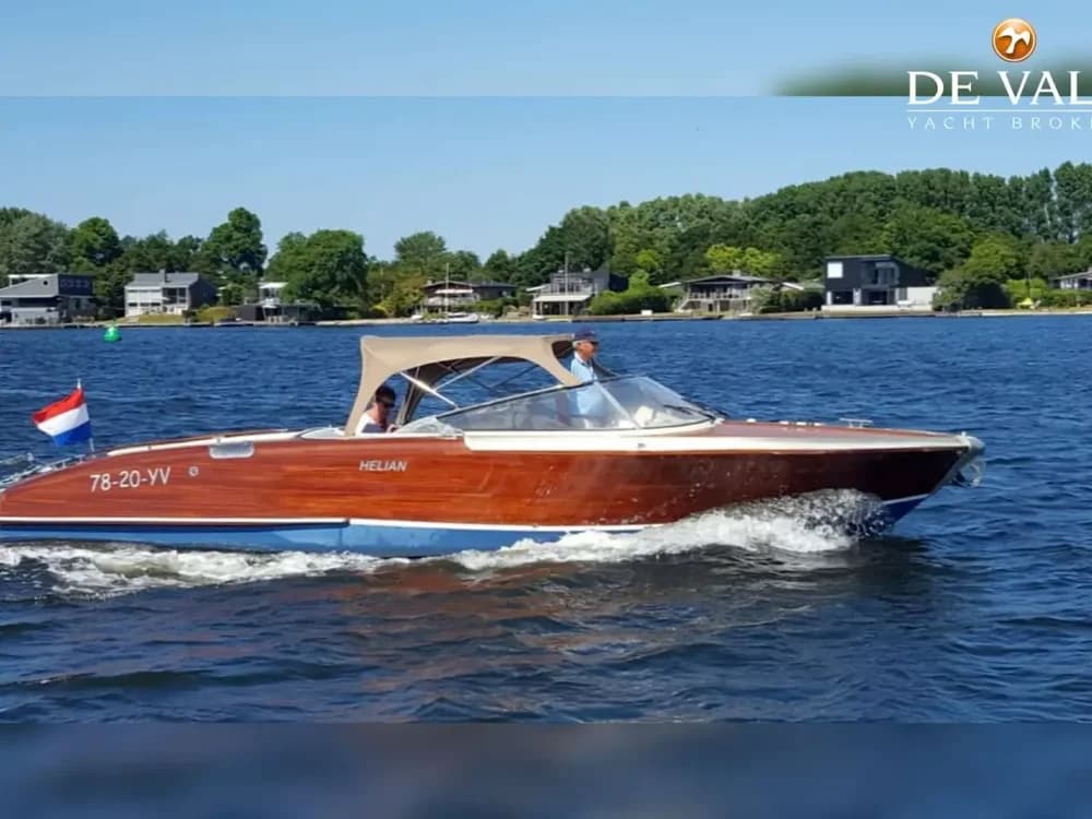 2017 Riva Daycruiser 9M Boat for Sale in Contact De Valk Sint Annaland