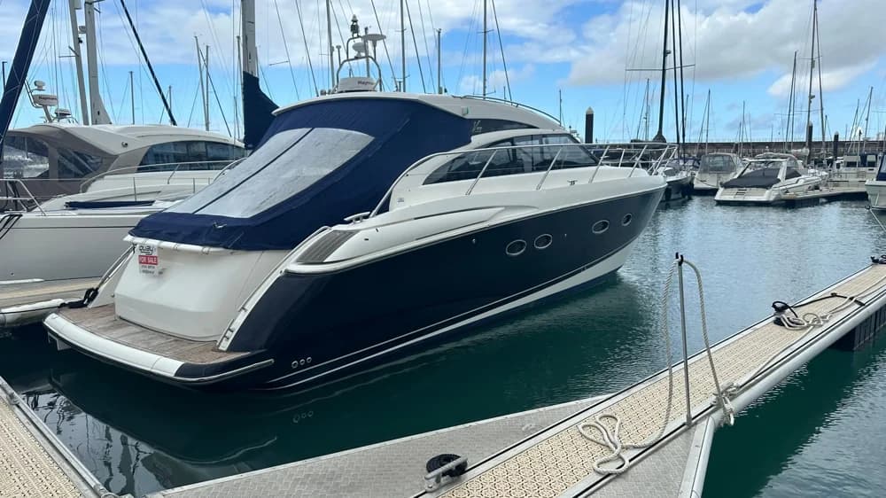 2011 Princess V42 Boat for Sale in St Helier