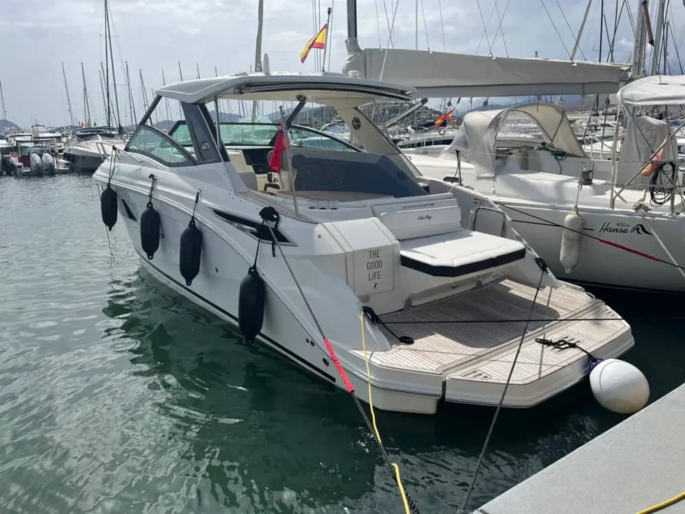 2020 Sea Ray 320 Sundancer Boat for Sale in Alcudia