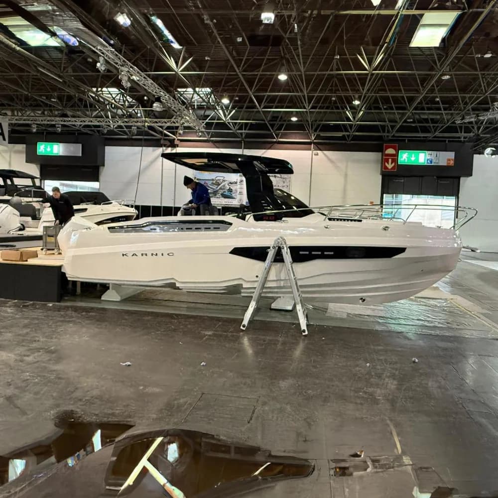 Karnic R 8 HT