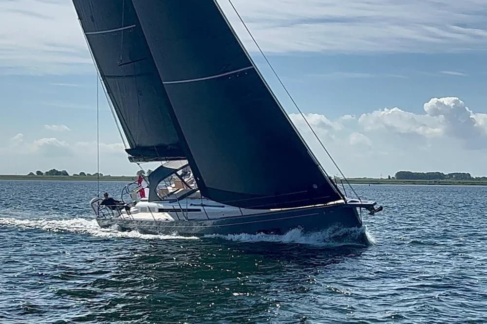 2022 Beneteau First 53 | 56.2 ft
