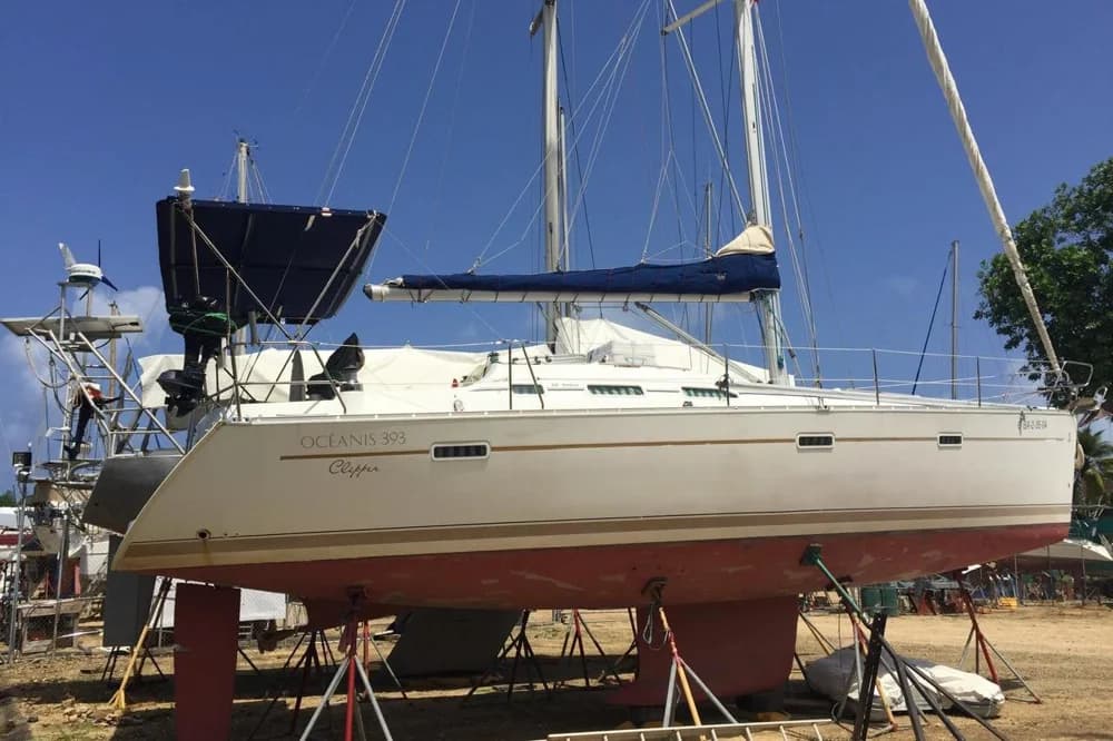 2004 Beneteau Oceanis Clipper 393 | 39.3 ft