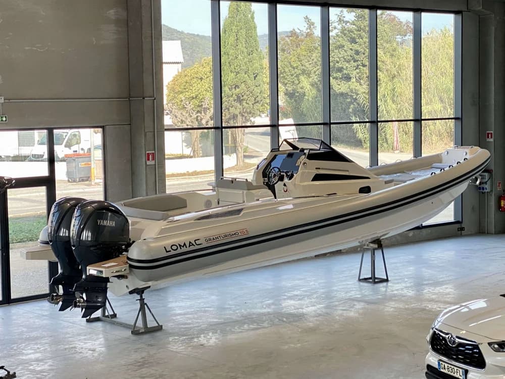 2022 Lomac GranTurismo 10.5 | 35ft