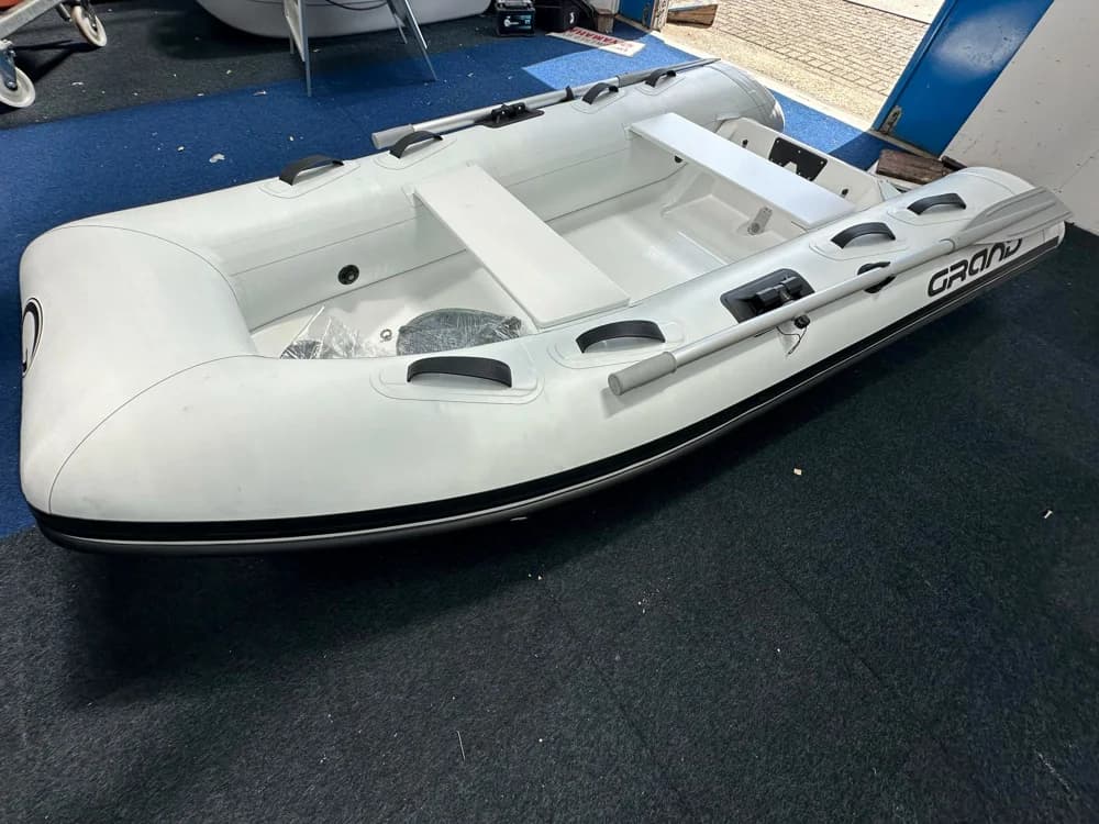 2026 Grand Silver Line S275 / S300 / S330 | 3m