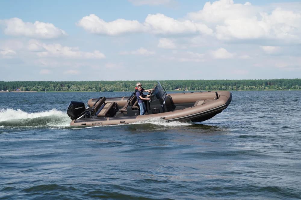 2026 Brig Navigator 26 | 8m