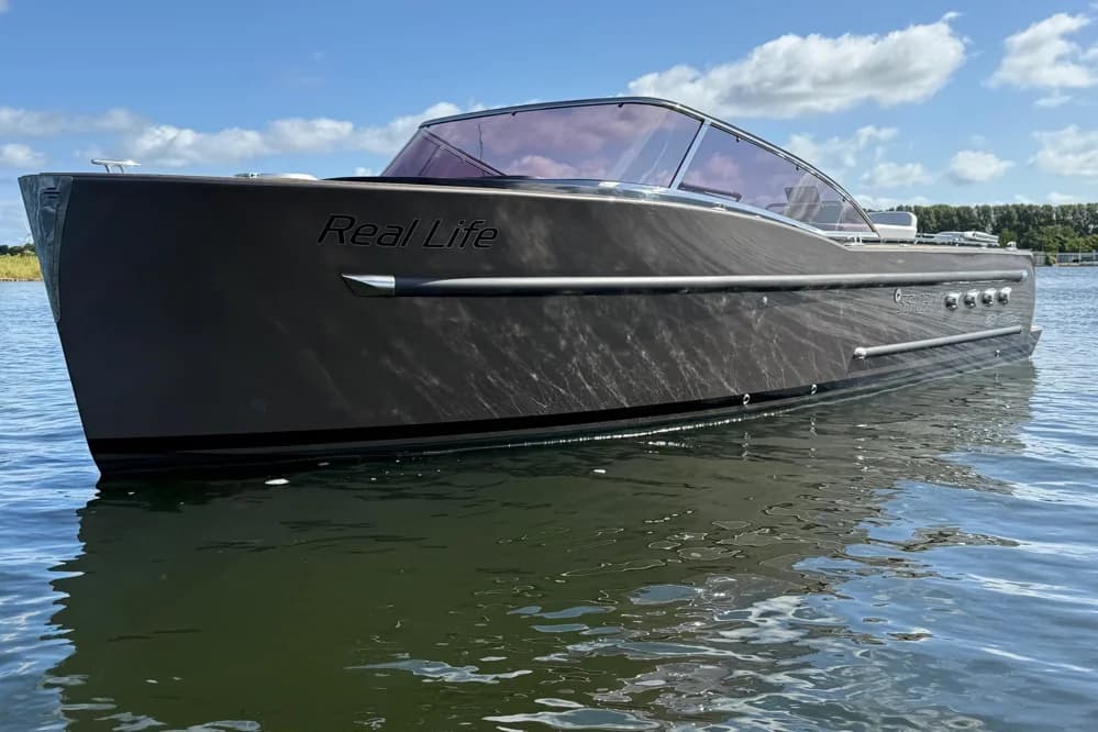 2017 Zarro Maxx 27 | 8m