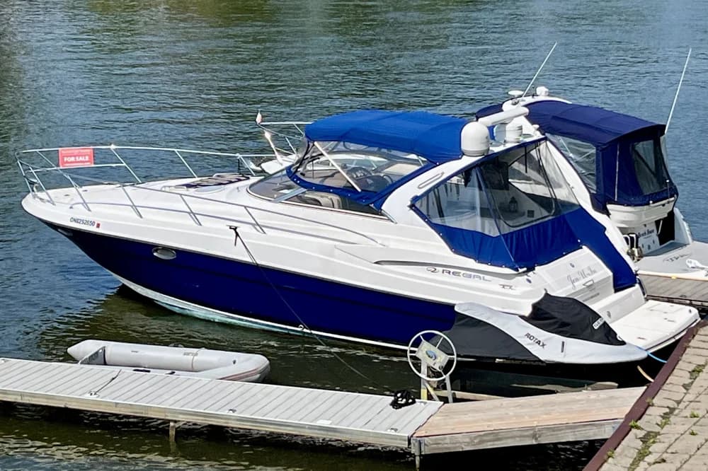 2005 Regal Commodore 3560 | 35 ft