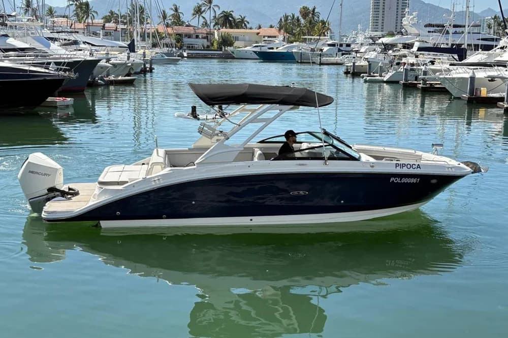 2022 Sea Ray SDX 270 Outboard | 27.2 ft