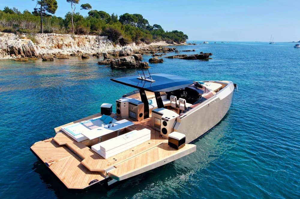 2026 Alium 42 T Top | 41.9 ft