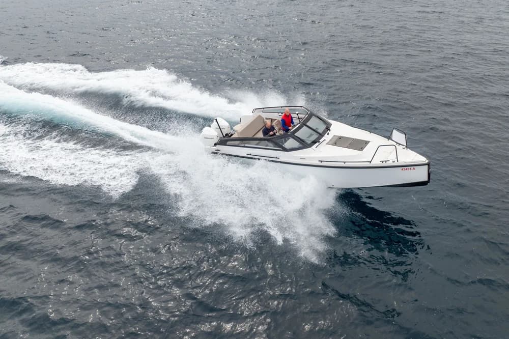 2018 XO Cruiser Special | 31.5 ft