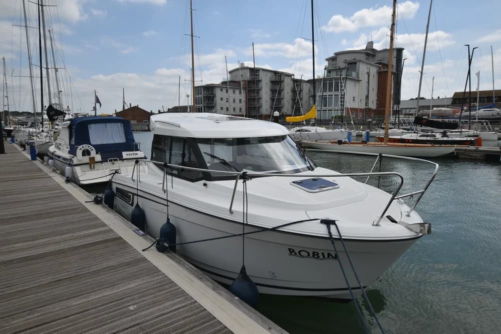 2015 Jeanneau Merry Fisher 695 Boat for Sale in Cowes