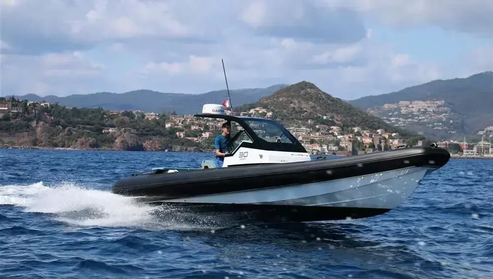 2021 Goldfish Sport 30 Boat for Sale in Cannes