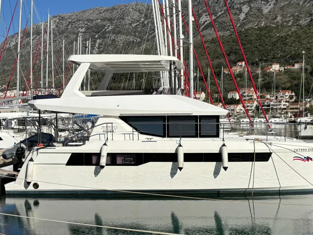 2024 Leopard 40 Powercat Boat for Sale in Komolac