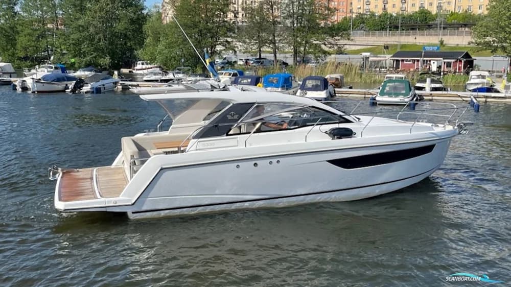 Sealine S330