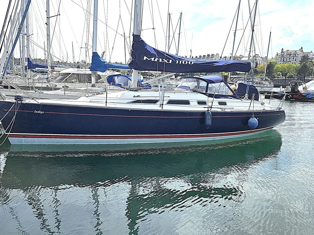 2006 Maxi 1100 Boat for Sale in Bangor